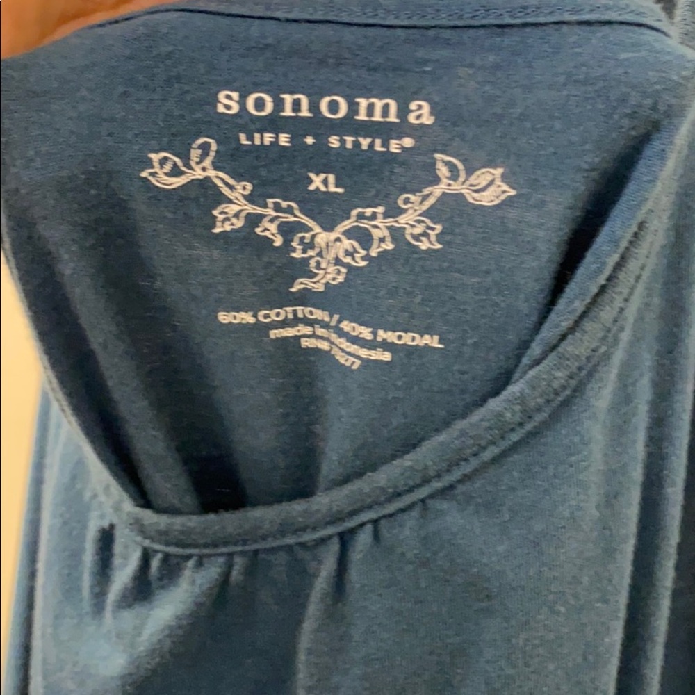 Dress - Picture 4 of 5